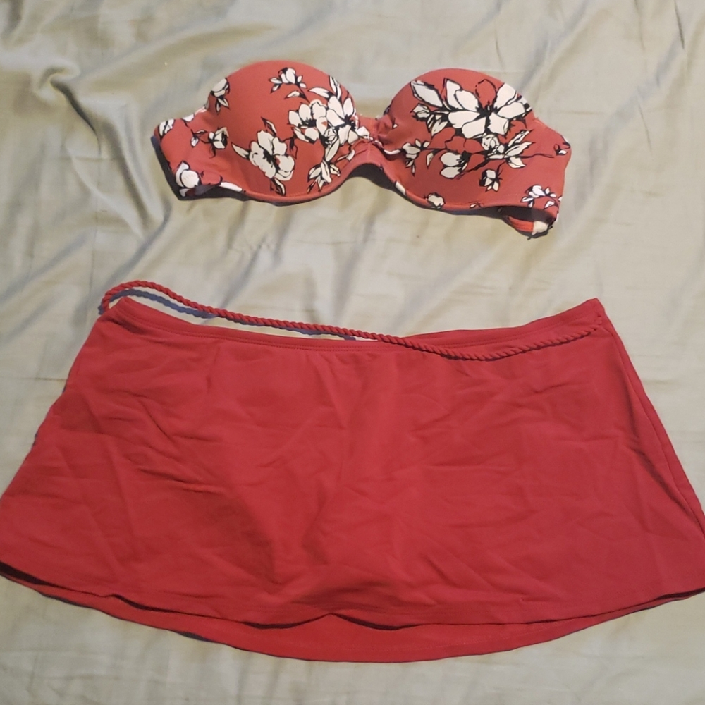Swimming suit
